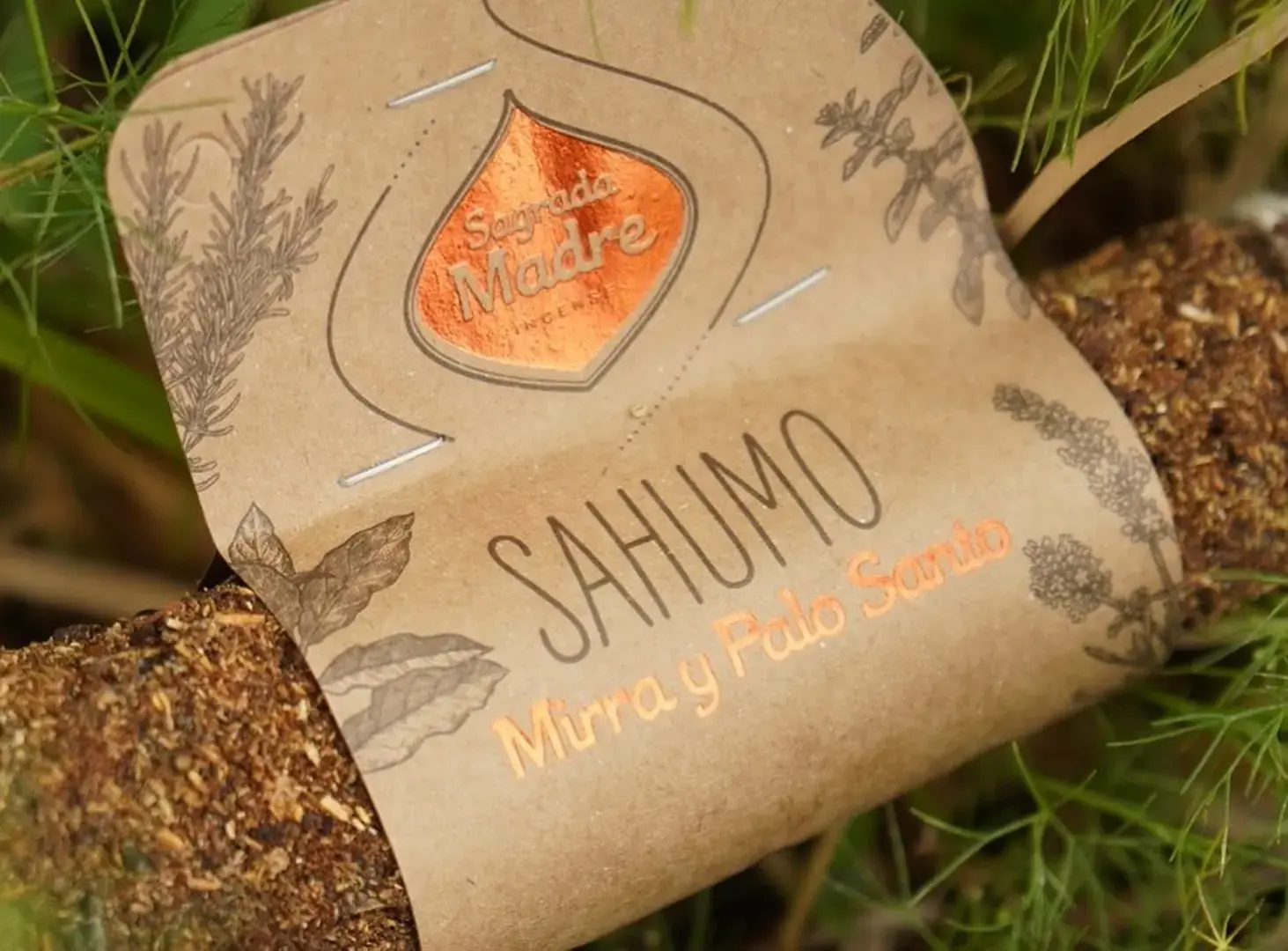 mirra y palo santo.webp