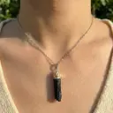 Dije Pequeño Turmalina con baño dorado (+ cadena)