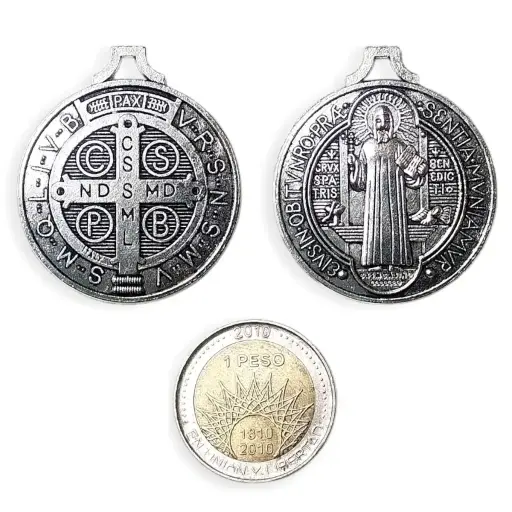 PROMO X10 - Dije Medalla San Benito Plateado (Grande - 3cm)
